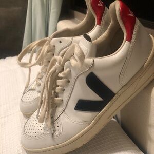 Veja Sneakers Navy blue and red